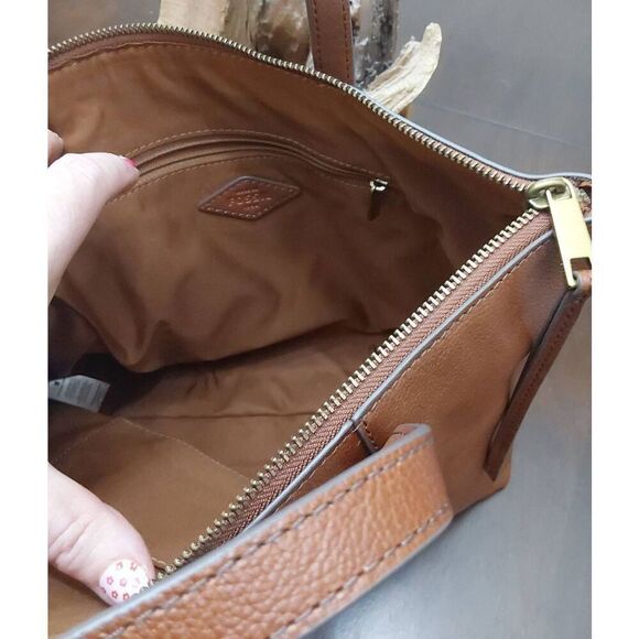 NWT~FOSSIL Skylar Satchel Handbag Purse in Brandy~$250 Retail Value~ - Picture 3 of 3
